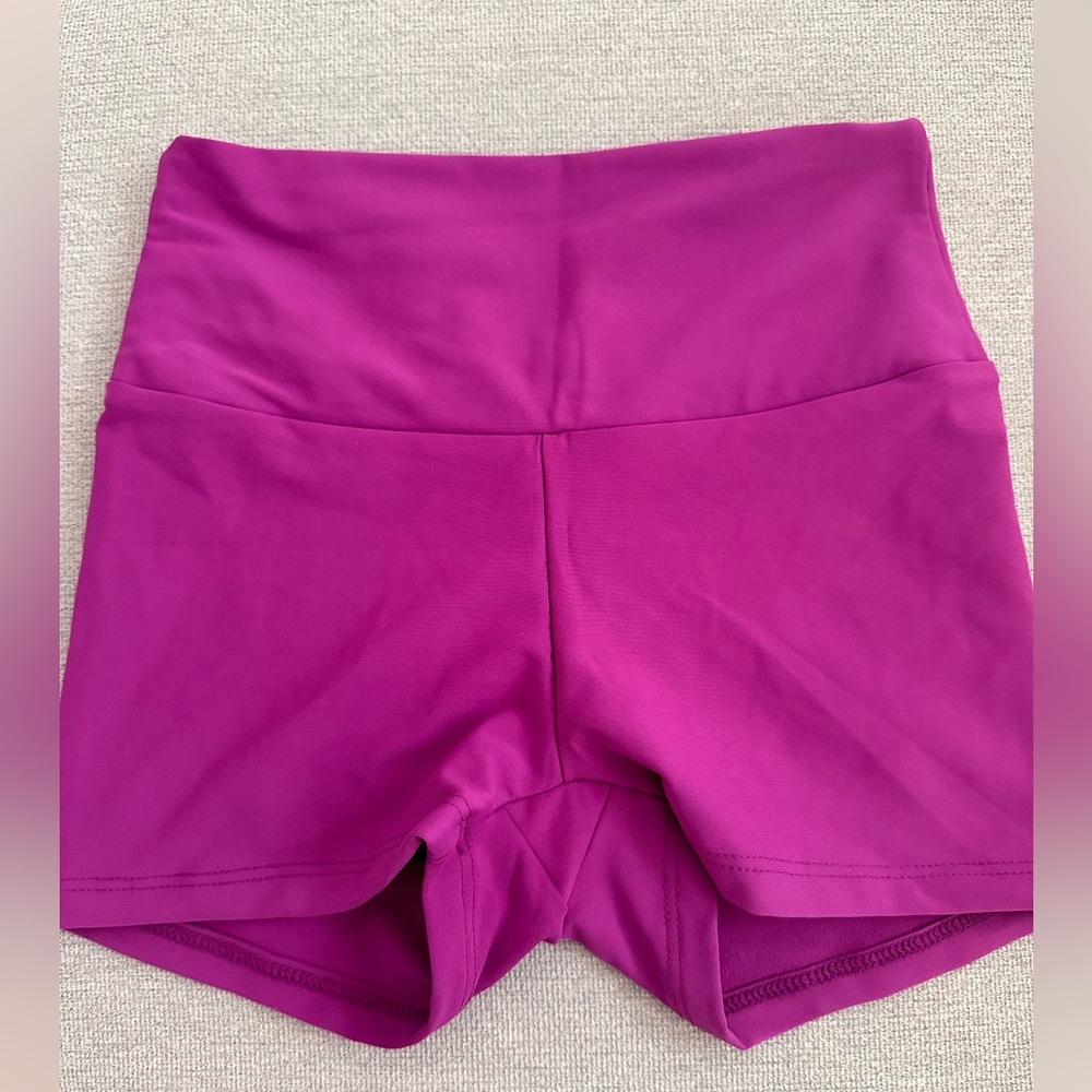 Skatie - Vacay - Cece Booty Short - XS - NWOT Tags